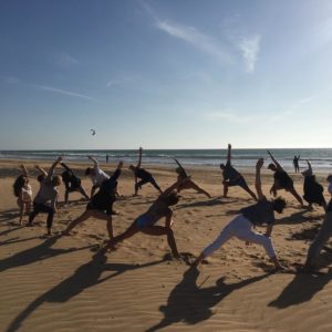 Yoga en la playa en Valencia